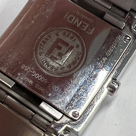 Fendi Quadro 6000G Stainless Steel Bracelet Wristwatch Black Dial Roman Numerals